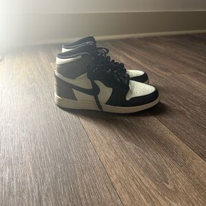 Air Jordan 1 Retro High Dark Mocha